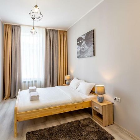 Alfa Apartments Chornovola Lviv Exterior foto